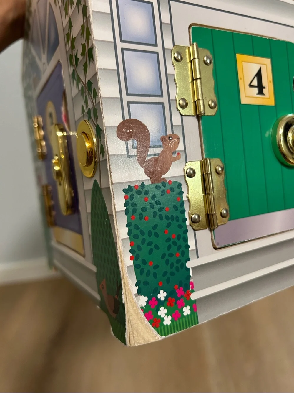 Melissa & DougTake-Along Wooden Doorbell Dollhouse -Doorbell Sounds, Keys-Toy